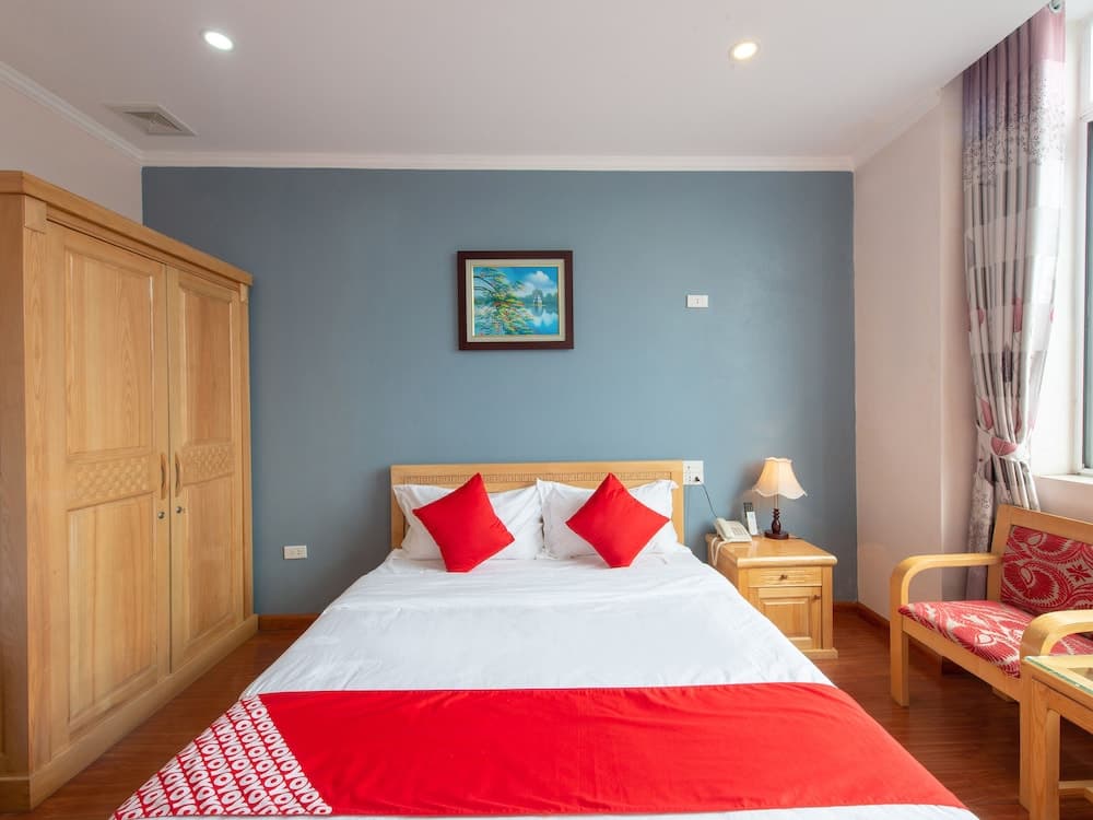 OYO 417 Truong Son Hotel