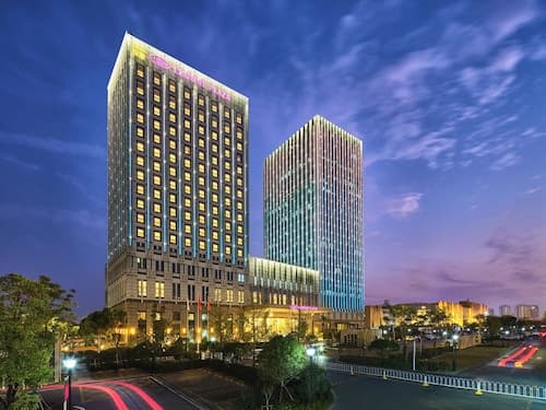 Crowne Plaza Wuhan Development Zone by IHG