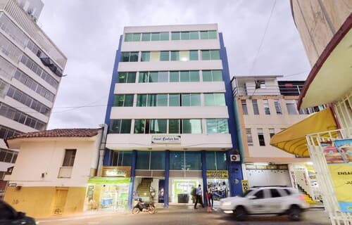 Hotel Konfort Inn
