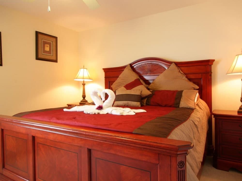 5 Bed 722