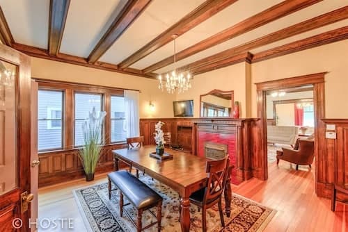 4brvictorian Mansionjust North of Downtown