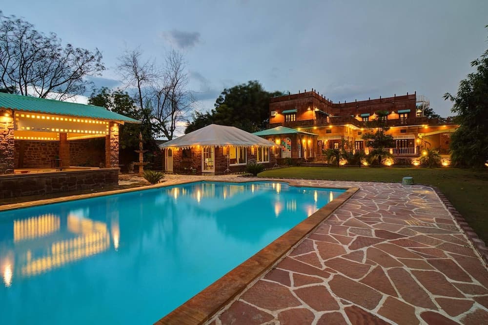 Oasis of Serenity by Vista Rooms