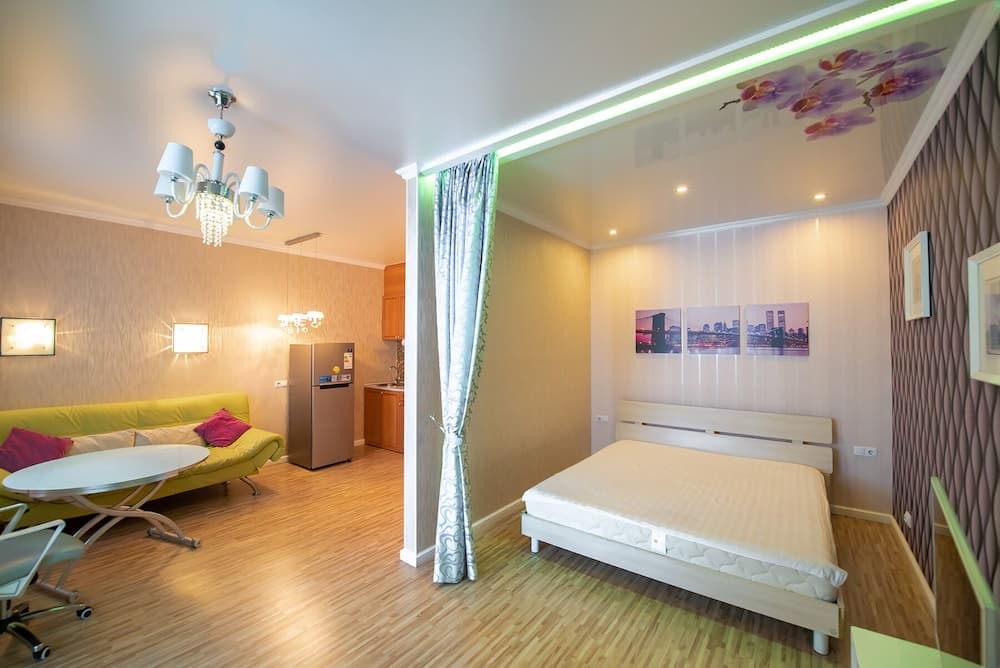One Room Apartment on Leonova St. 66