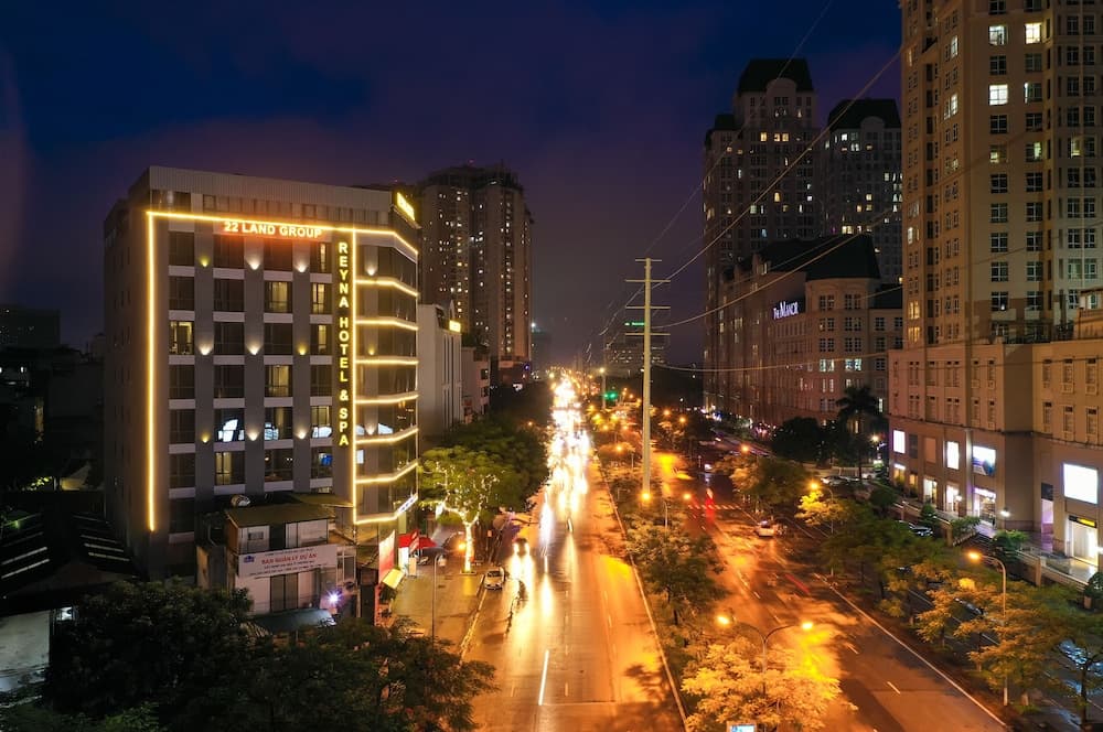 Reyna Hotel Hanoi