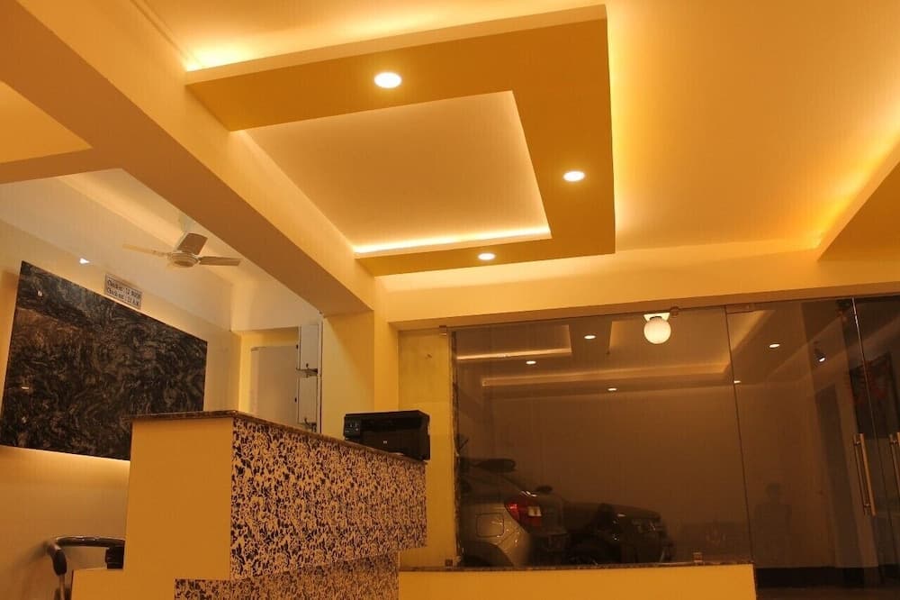 Hotel Niladrii Galaxy