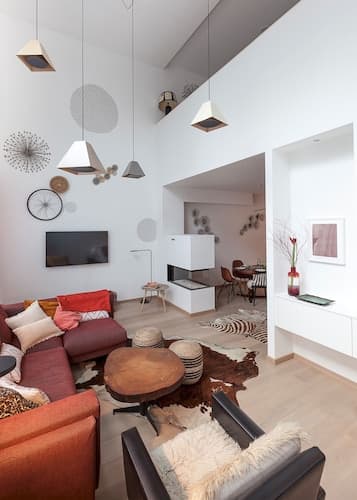 Unit 3 - Modern Smart Home Triplex Private Garden & Parking