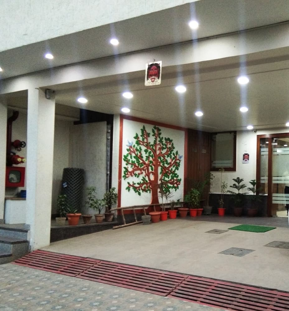 Hotel R P