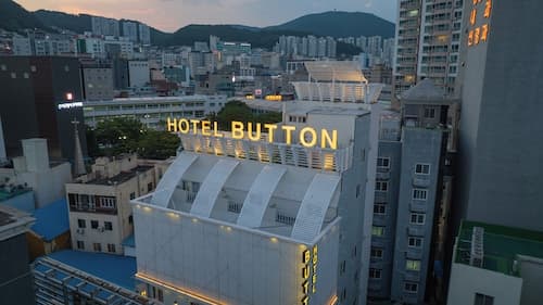 Hotel Button