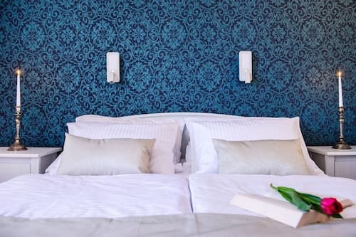 Apartments Marmont