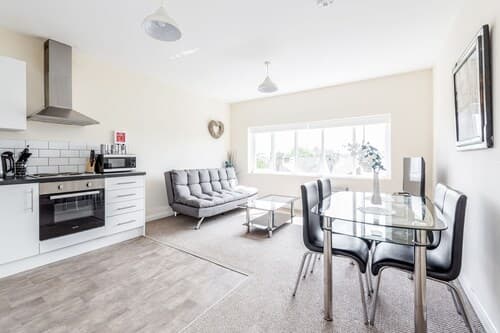 Home to Home Watford Apartment