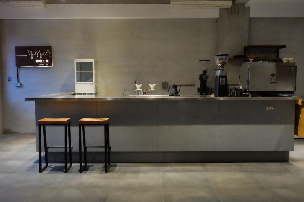CoffeeLoft Inn & Café