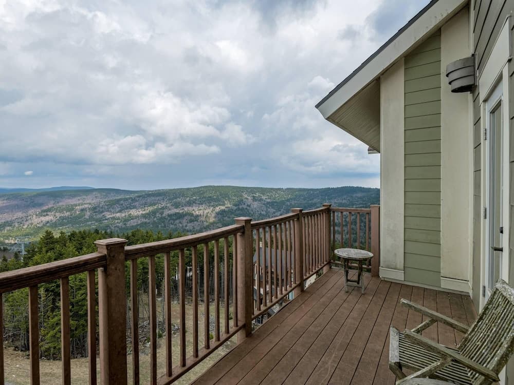 2 Br: Soaring Eagle 402