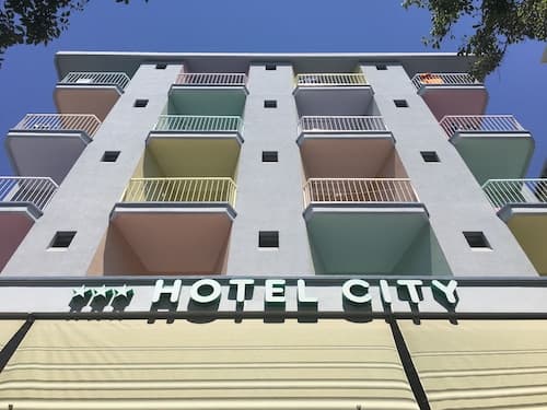 Hotel City