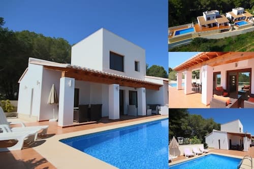 2 Twin Luxurious & Secluded Villa - Private Pools, Walk to the Beach & Moraira