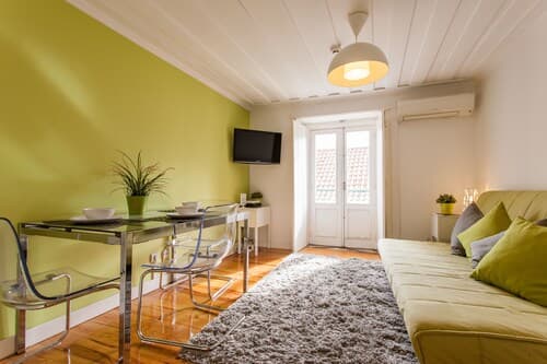 Casa Cara Sotão by All In Lisbon
