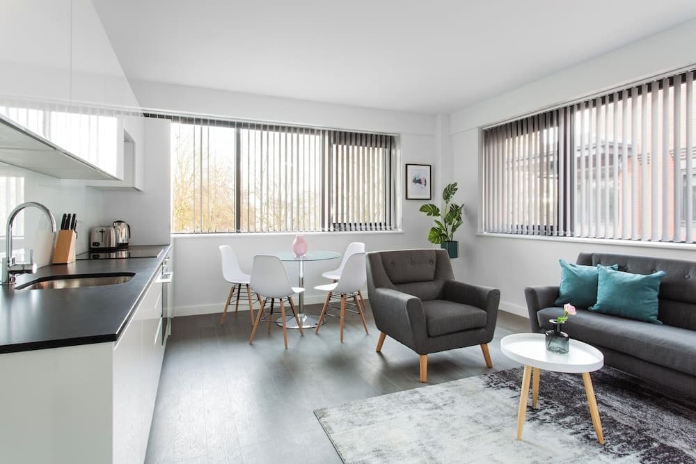Abbott House by Viridian Apartments
