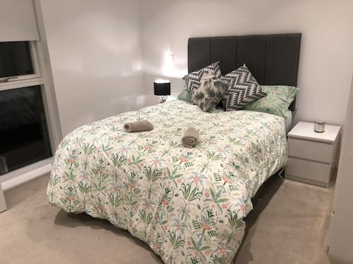 Luxury 2 Bed 2 Bath Apartments next to kings cross