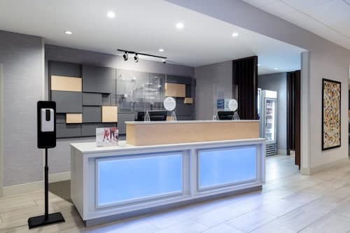 Holiday Inn Express & Suites Colorado Springs South I-25 by IHG