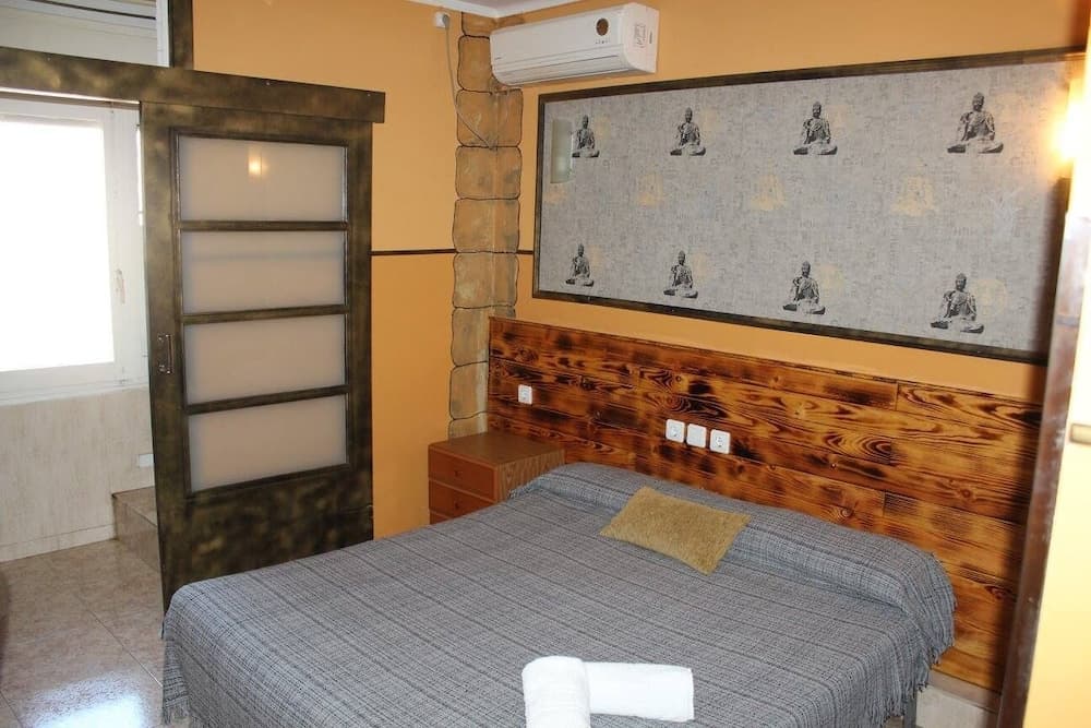 Hostal Isla Cristina Mataró