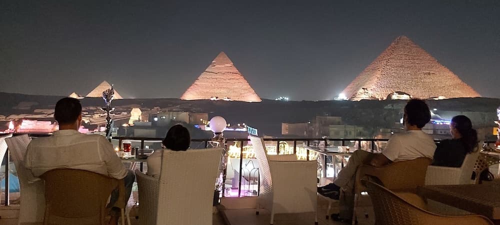 Golden Pyramids Inn