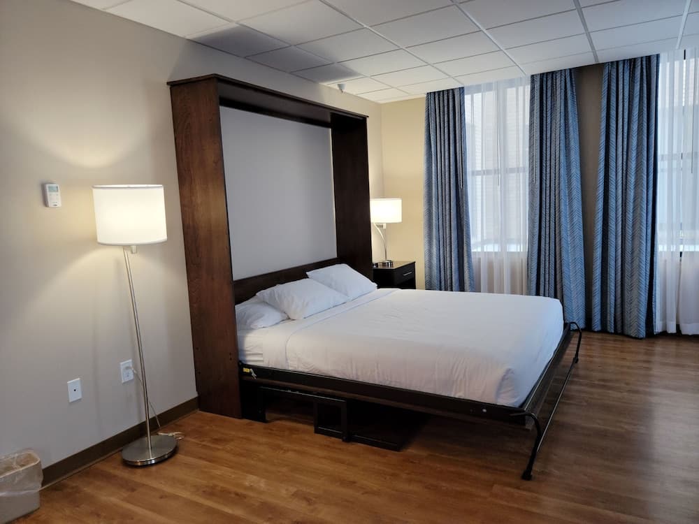 Ariel Broadway Hotel