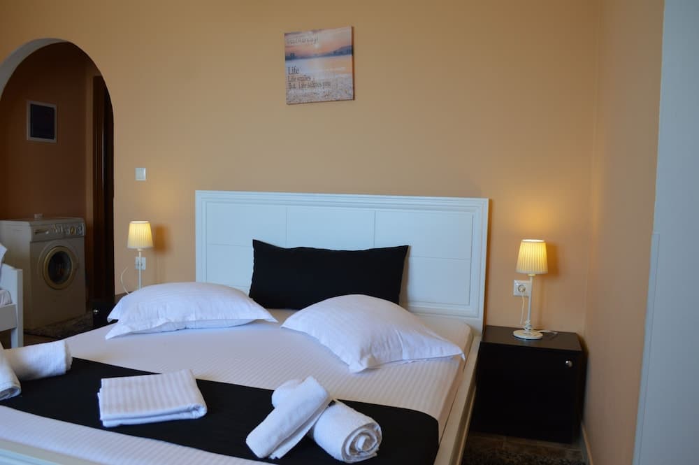 Jericho rooms