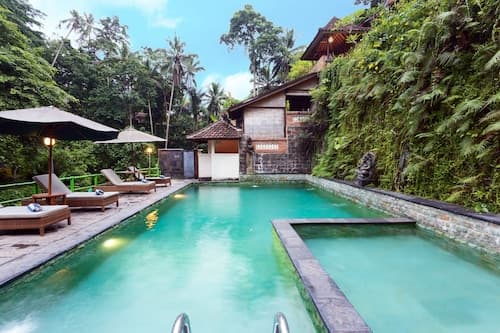Ani's Villas