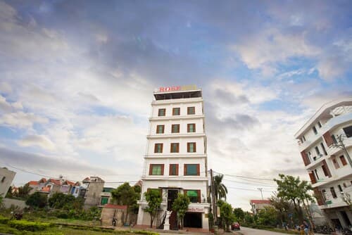 Rose Hotel