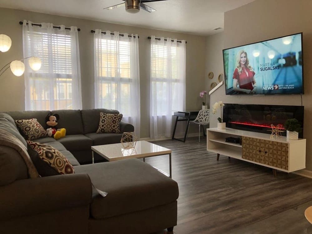 Tideview 20 · Walk TO Convention! Near Universal & Disney
