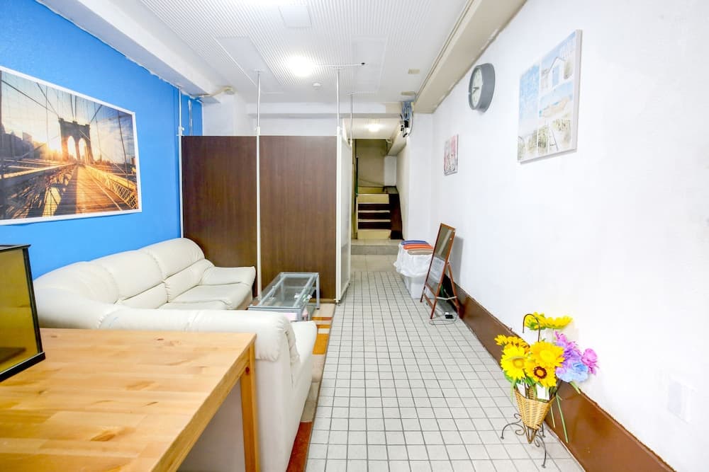 Shinsaibashi Qilv Apartments