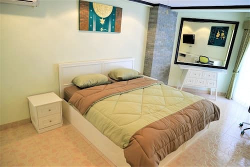 Sleek 1 bed Condo Jomtien