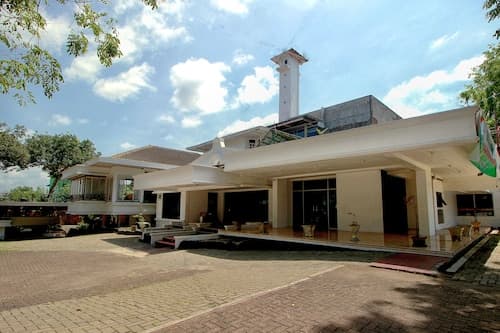 Hotel Rio Asri Reborn