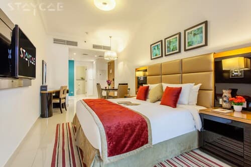 Staycae Capital Bay