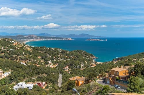 B-40 Begur 4 PAX