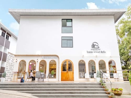 Grand Sattahip Hotel