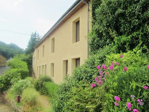 Modern Farmhouse in Chassepierre With Terrace