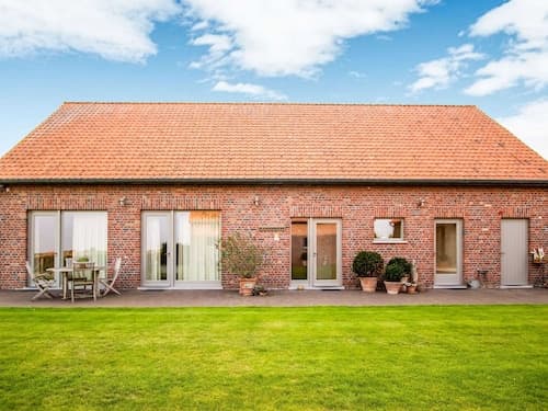 Home in a Rural Setting With a Wonderfully Garden
