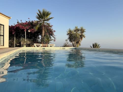 Villa in Arenas With Sea Views and Private Pool