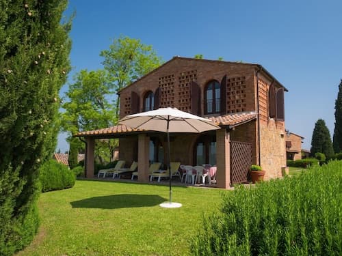 Montaione Oasis: Shared Villa