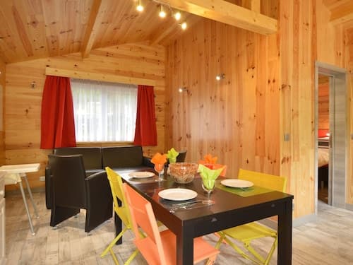 A Chalet for Re-energising in Peace, not far From Durbuy
