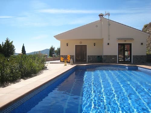 Independent Villa With Private Pool on an Estate in Sayalonga Costa del Sol