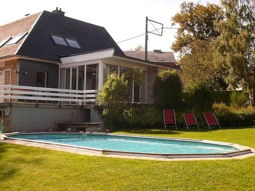 Spacious Home With Garden