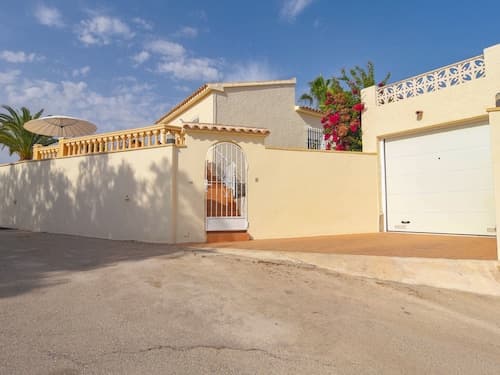 Detached House on a Single Floor with Magnificent View near Moraira
