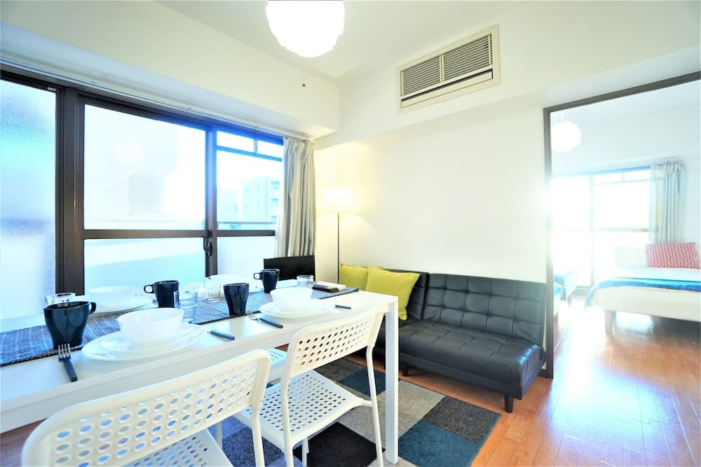 Terry's Apartment Shinsaibashi East I G10C