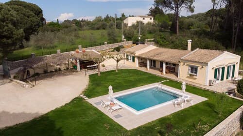 Villa Pine Forest