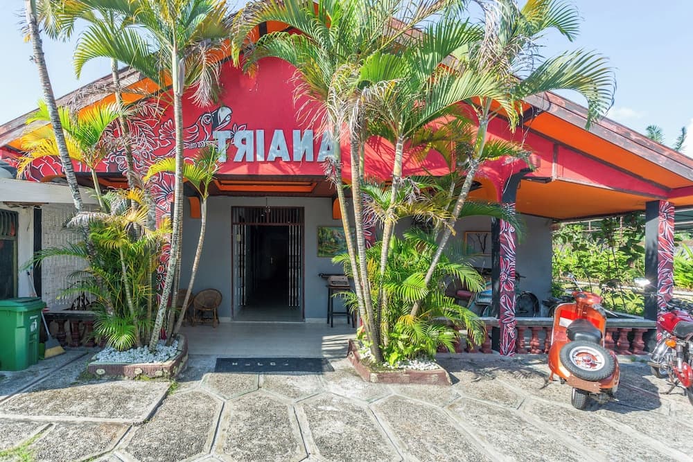 OYO 2527 Hotel Triana