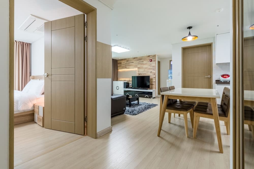 JS Residence Hotel Okpo