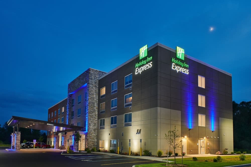 Holiday Inn Express Buffalo NE Lockport by IHG