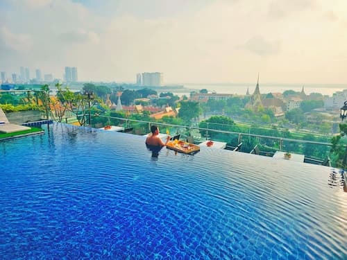 Le Botum Hotel