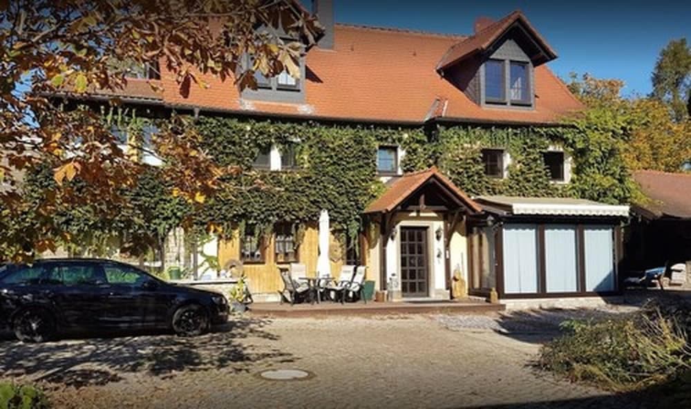 Pension Kastanienhof